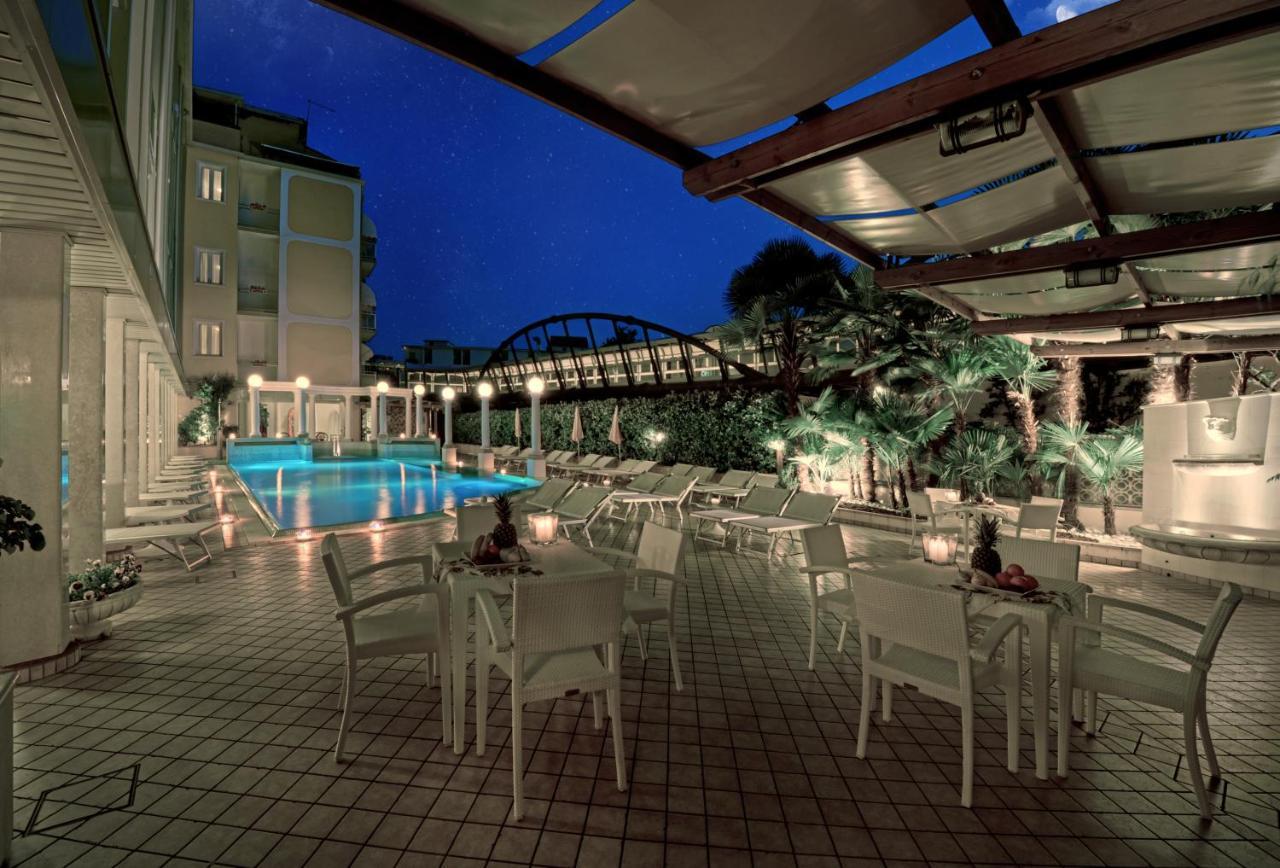 奥罗拉温泉酒店 阿巴诺泰尔梅 外观 照片